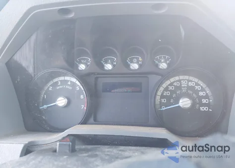 2016 Ford F-350 Xl z USA, uszkodzony, nr VIN 1FTBF3A69GEC06071